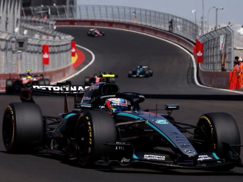 Kimi steals one as Lando misses&nbsp;out