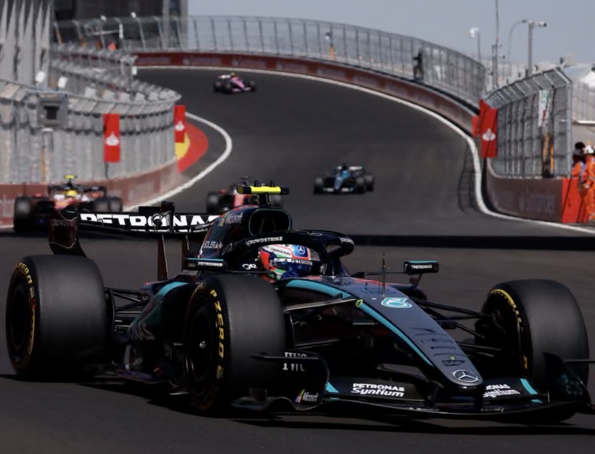 Kimi steals one as Lando misses&nbsp;out